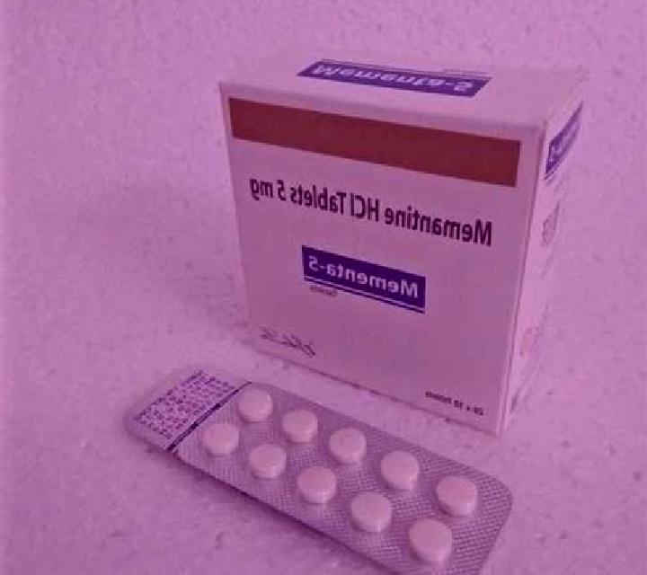 Memantine tablet